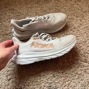 Women’s Hoka shoes